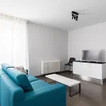 Apartment Maraini By Quokka 360 - Strategic Location Near Station *