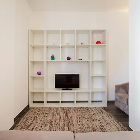 Maraini By Quokka 360 - Strategic Location Near Station