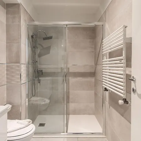 Maraini By Quokka 360 - Strategic Location Near Station Apartment