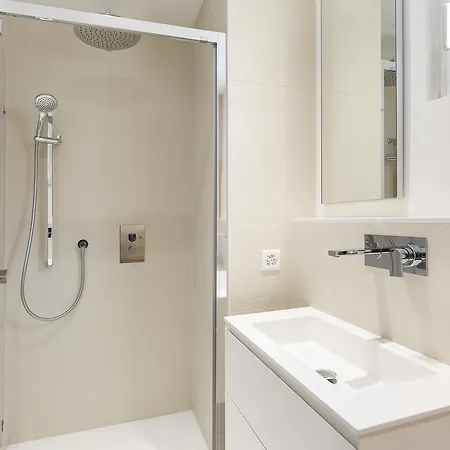 Apartment Maraini By Quokka 360 - Strategic Location Near Station