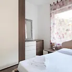 Apartment Maraini By Quokka 360 - Strategic Location Near Station *