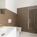 Apartment Maraini By Quokka 360 - Strategic Location Near Station