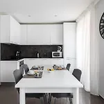 Maraini By Quokka 360 - Strategic Location Near Station