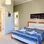 Maraini By Quokka 360 - Strategic Location Near Station Apartment *